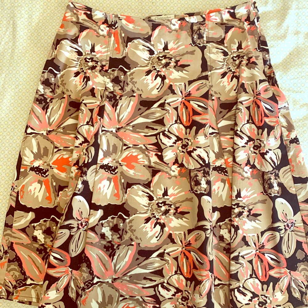 Flower print pleated skirt